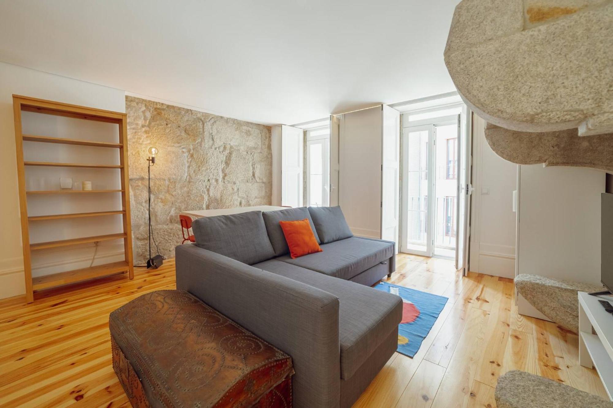 Cozy Almada By Hosty Appartement
